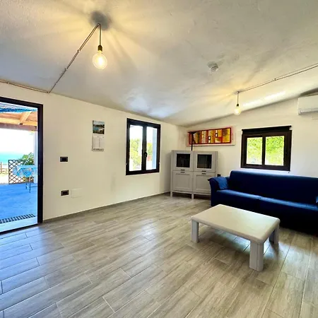Sea View Cea Feriehus *